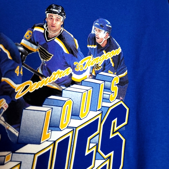 Vintage 1999 Chris Pronger, Pavol Demitra and Pierre Turgeon STL Blues Tee - Picture 4 of 6
